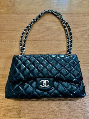 Pristine Classic Double Flap Bag Quilted Patent Jumbo shoulder bag